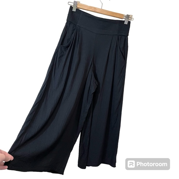 Sunday Best Sullivan Pant - Cropped Wide Leg Pant Culottes - Picture 2 of 16